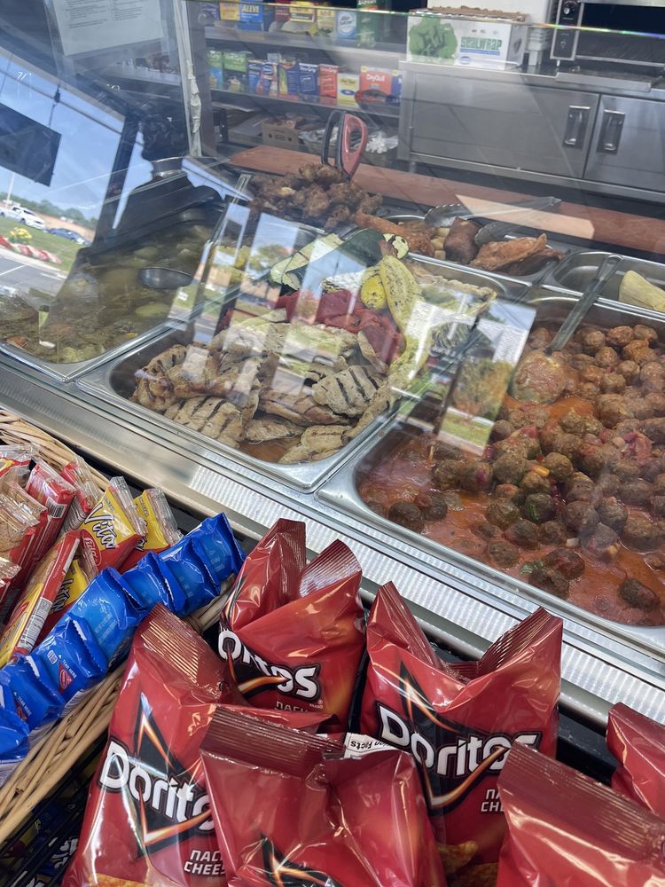 GOLDEN BRIDGE DELI Updated September 2024 16 Photos & 13 Reviews