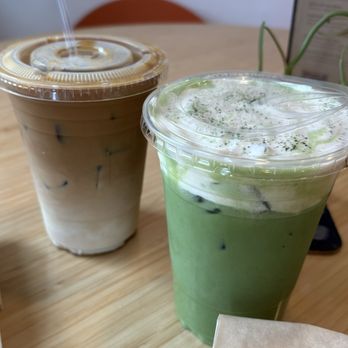 Neko Koneko - Blueberry matcha - Coffee & Tea Near Me - Honolulu, Hawaii