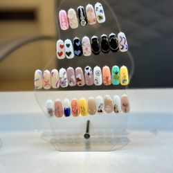 Ultra Nails & Tan - Marietta - Christmas Designs!