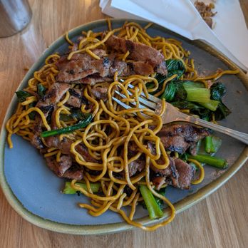 Lotus & Light - Stir fried noodles with pork. - Vietnamese Near Me - Burbank, California