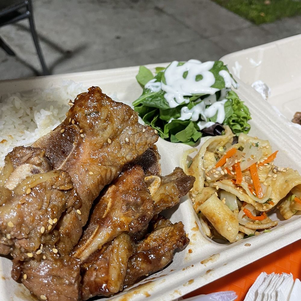 Moojigae Korean Grill - Kalbi - Korean Near Me - Honolulu, Hawaii Moojigae Korean Grill - Kalbi - Korean Near Me - Honolulu, Hawaii