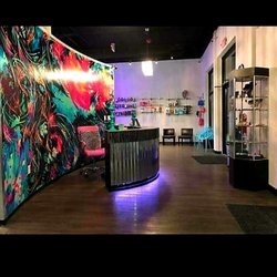 Maximum Image Salon
