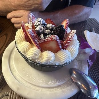 Letty's Authentic Mexican Cocina - This cake was well-balanced, not too sweet, fruit was fresh and delicious.  This is an invitation to comeback! - Mexican Near Me - Humble, Texas