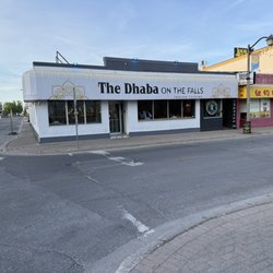 Dhaba On The Falls