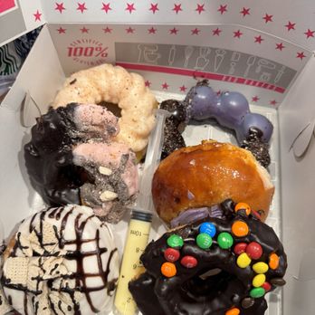 BAD Bakers - Donuts to take home to the family - Bakeries Near Me - Santa Ana, California BAD Bakers - Donuts to take home to the family - Bakeries Near Me - Santa Ana, California