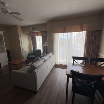 Rivertide Suites Hotel - Hotels Near Me - Seaside, Oregon