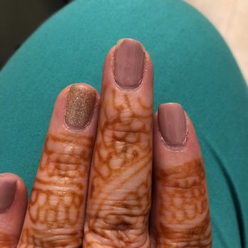 Be nails - Uneven nails, chipped polish 5 days later. - Nail Salons Near Me - Southfield, Michigan Be nails - Uneven nails, chipped polish 5 days later. - Nail Salons Near Me - Southfield, Michigan