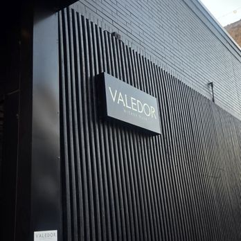Valedor - The entry, we almost missed the place - Cocktail Bars Near Me - Chicago, Illinois