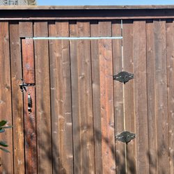 Garza Fence Pros - Gate repair