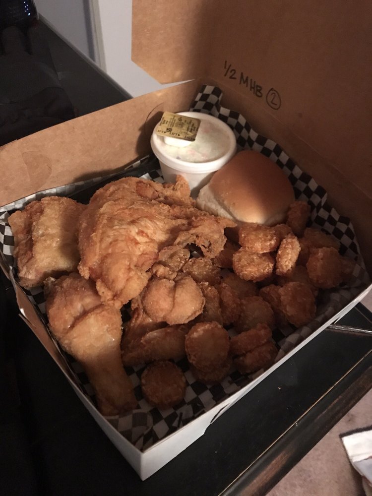 THE COOP 44 Photos & 70 Reviews Barbeque 157 3rd Ave S, South St Paul, MN Restaurant