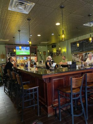 Mineo's Pizza House by null