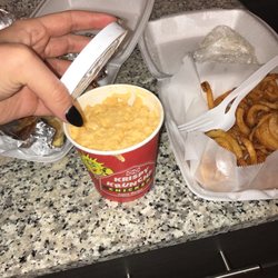 The Corner Deli - Mac n cheese