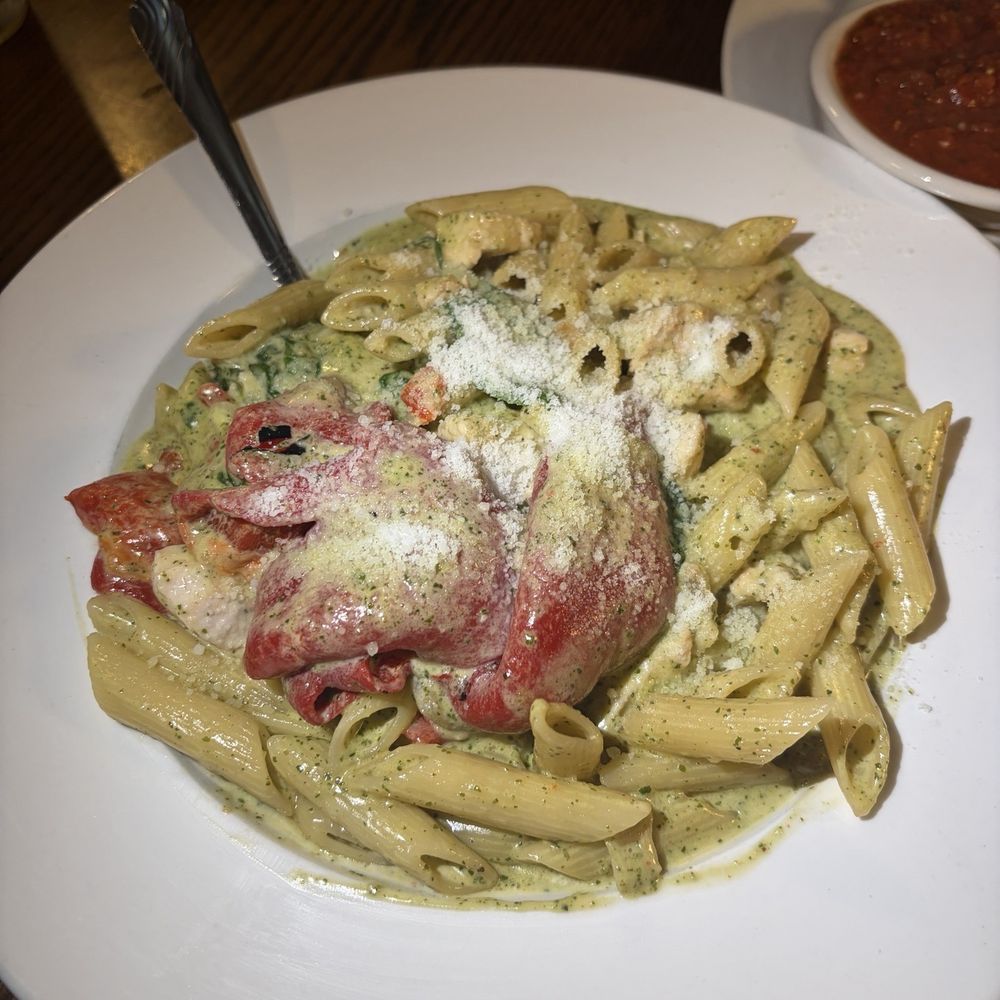 The Sidewalk Café - Chicken Pesto - American Near Me - Richmond, Virginia The Sidewalk Café - Chicken Pesto - American Near Me - Richmond, Virginia