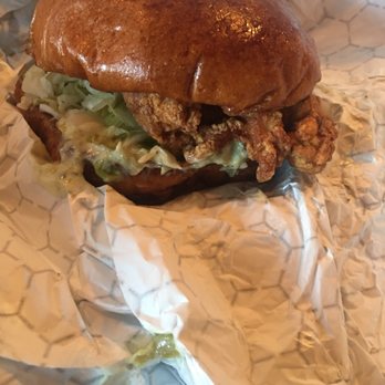 Do-Rite Donuts & Chicken - Spicy chicken sandwich - Donuts Near Me - Chicago, Illinois Do-Rite Donuts & Chicken - Spicy chicken sandwich - Donuts Near Me - Chicago, Illinois