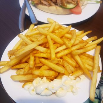 New York Döner - they service the mayo amount they wanted to serve me - Turkish Near Me - Landstuhl, RP New York Döner - they service the mayo amount they wanted to serve me - Turkish Near Me - Landstuhl, RP