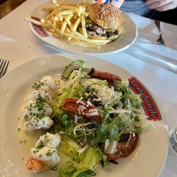 Le Diplomate - Warm shrimp salad and Burger- both delish! IG- LaGordaDeMiami - Brasseries Near Me - Washington, DC, District of Columbia