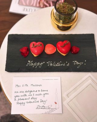 Four Seasons Hotel Toronto by null