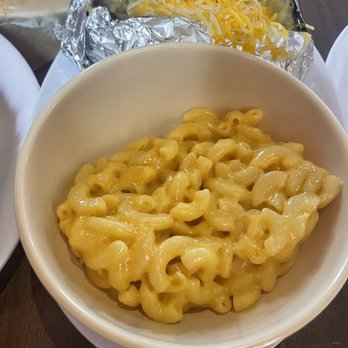 Silver Buffalo Saloon - Mac and cheese and baked potato - New American Near Me - Buffalo Gap, Texas