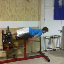 Gorilla Pit Athletics - Client doing Back Extensions