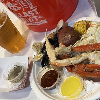 Chiefs Da Crab Shack - Sea food buffet(lobster, king crab, snow crab, mussels, & clams). - Seafood Near Me - Bonita, California Chiefs Da Crab Shack - Sea food buffet(lobster, king crab, snow crab, mussels, & clams). - Seafood Near Me - Bonita, California