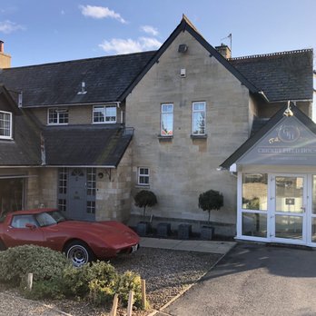 Cricketfield House Hotel - Exterior view from car park - Hotels Near Me - Salisbury, WIL