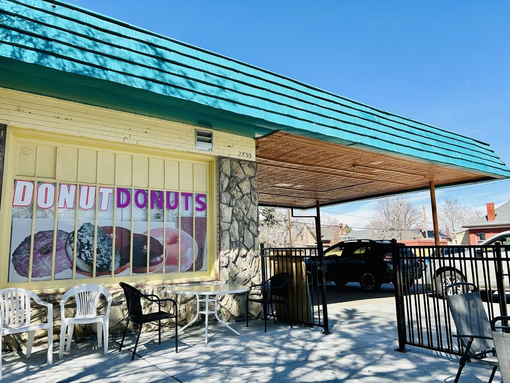 Pf Donut Shop