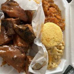 Carbrys BBQ & Soul Food - 6 Piece Rib Dinner