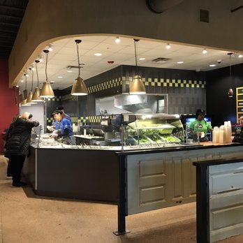 Hello Bistro - Salad Near Me - Beachwood, Ohio
