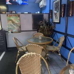 Limin's Cafe Caribe - Island vibes