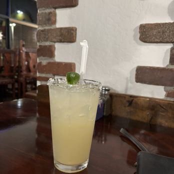 Los Aguacates - Mexican Near Me - Bakersfield, California