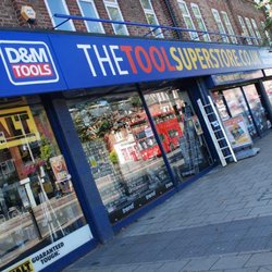 D & M Tools - Shop Front