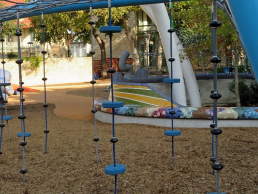 Yanaguana Garden at Hemisfair by null