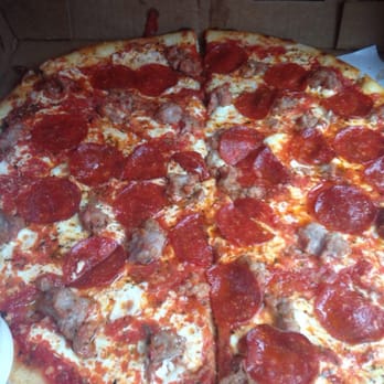 Luna Pizza - Pepperoni & Sausage - Pizza Near Me - West Hartford, Connecticut