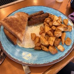 The Wharf - The Pig Lake with American fries