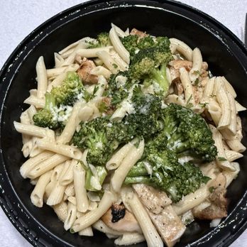 Casa Bella Italian Kitchen And Bar - Broccoli Olivia with chicken and GF pasta. Very good! - Bars Near Me - Hampden, Massachusetts Casa Bella Italian Kitchen And Bar - Broccoli Olivia with chicken and GF pasta. Very good! - Bars Near Me - Hampden, Massachusetts