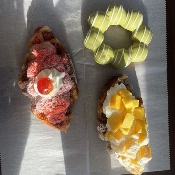 Croffle House - Green Tea Mochi Donut Cherry croffle Mango Whipped Cream Croffle - Bakeries Near Me - Flushing, New York Croffle House - Green Tea Mochi Donut Cherry croffle Mango Whipped Cream Croffle - Bakeries Near Me - Flushing, New York