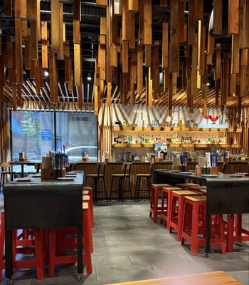 Mẹcha Noodle Bar by null