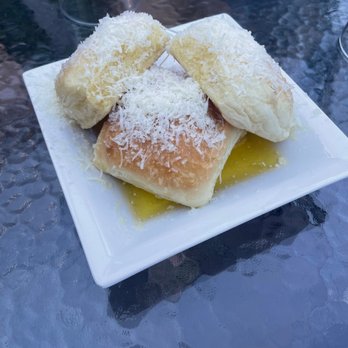 Seaside Prime by Paisano's - Table bread - Seafood Near Me - Richmond, Illinois