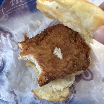 Hardee's - Yall need to go out of dang business. This taste like it was in the microwave from the day before. I also ordered a coke. Not a sweet tea. - Fast Food Near Me - Thomasville, North Carolina Hardee's - Yall need to go out of dang business. This taste like it was in the microwave from the day before. I also ordered a coke. Not a sweet tea. - Fast Food Near Me - Thomasville, North Carolina