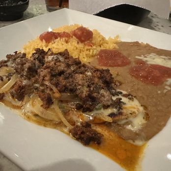 Carretas Mexican restaurant - Pollo fundido with chorizo added - Mexican Near Me - Ballwin, Missouri Carretas Mexican restaurant - Pollo fundido with chorizo added - Mexican Near Me - Ballwin, Missouri