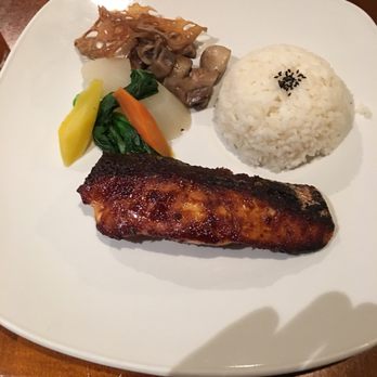 Ginko Japanese Restaurant - Japanese Near Me - Etobicoke, Ontario Ginko Japanese Restaurant - Japanese Near Me - Etobicoke, Ontario