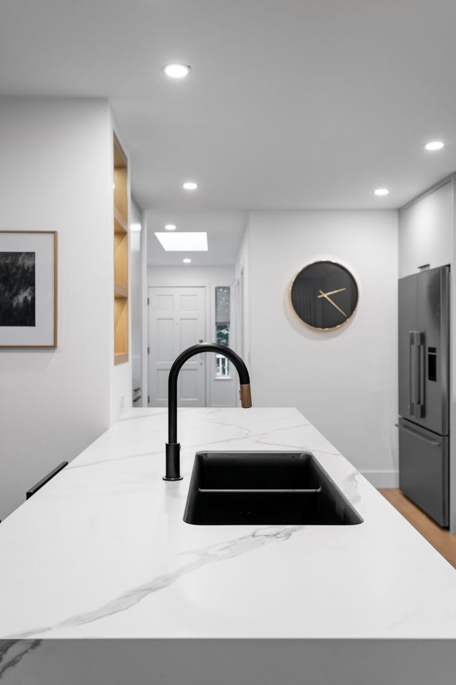 FLOFORM COUNTERTOPS Updated October 2024 2195 Queen Street