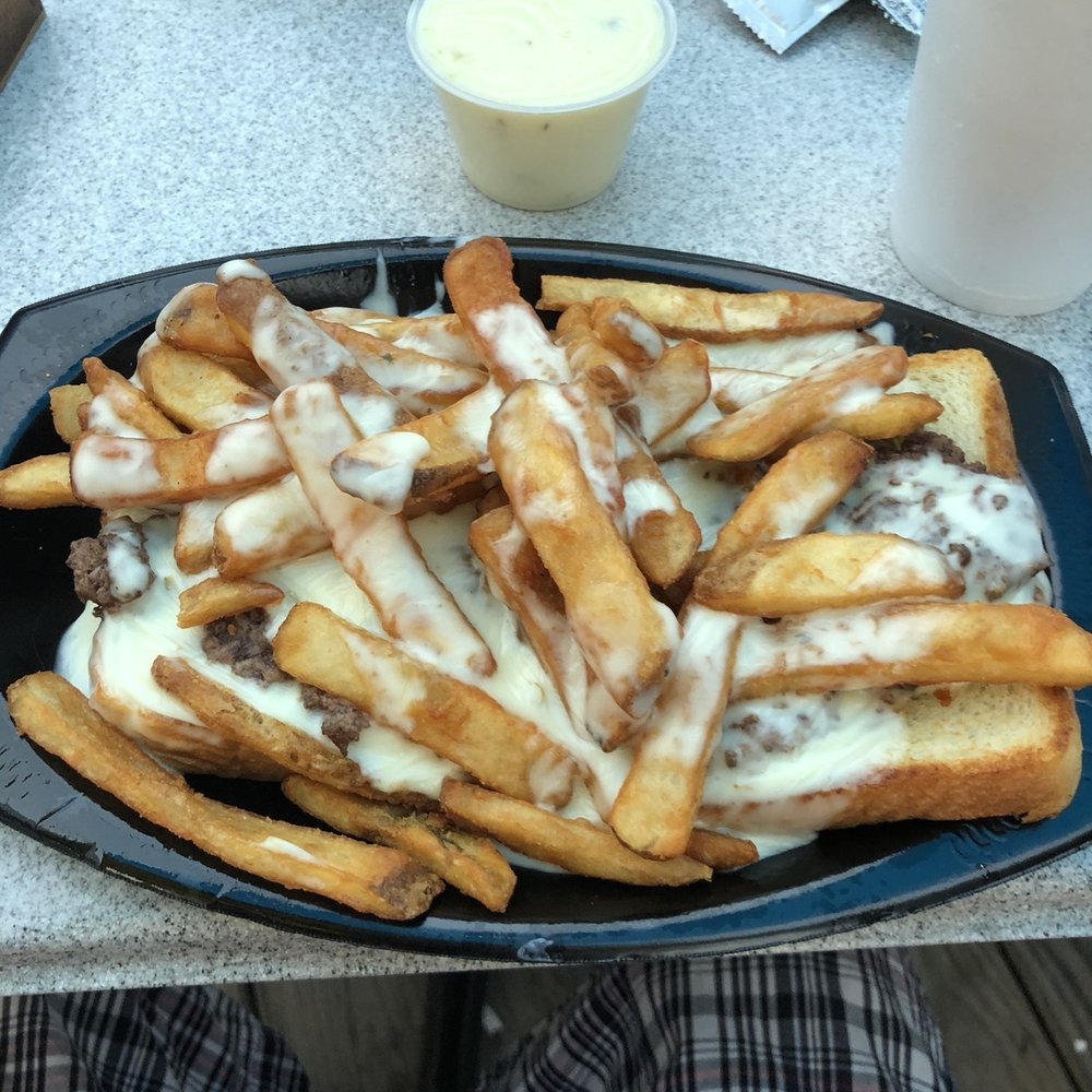 Pinky's - Hamburger horse shoe - American Near Me - Effingham, Illinois