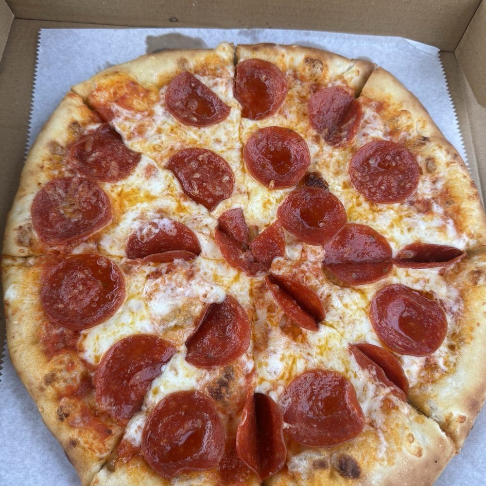 Sandy River Distillery - Pepperoni - Distilleries Near Me - Rice, Virginia Sandy River Distillery - Pepperoni - Distilleries Near Me - Rice, Virginia
