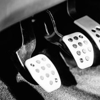 Northgate Transmissions - 3 Steps For Determining If You Need a Clutch Replacement - Transmission Repair Near Me - Cincinnati, Ohio Northgate Transmissions - 3 Steps For Determining If You Need a Clutch Replacement - Transmission Repair Near Me - Cincinnati, Ohio