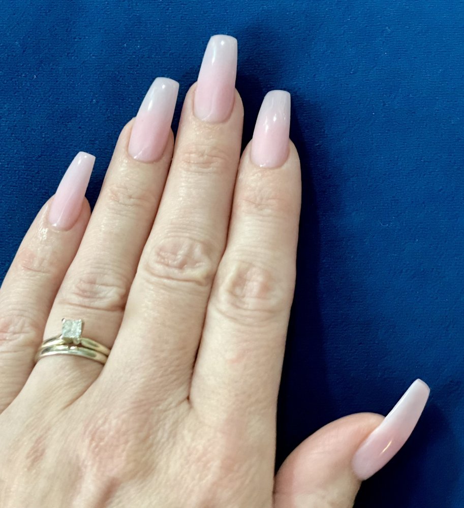 TOP BEAUTY NAILS & SPA Updated September 2024 27 Photos 1050 US