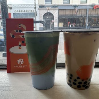 Odd One Out Tea Pasadena - Blue Matcha on the left Signature Icy Peak Boba on right - Bubble Tea Near Me - Pasadena, California Odd One Out Tea Pasadena - Blue Matcha on the left Signature Icy Peak Boba on right - Bubble Tea Near Me - Pasadena, California
