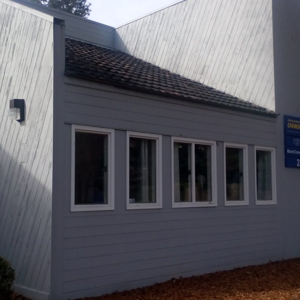 SALAMA CHIROPRACTIC CENTER - Front entrance - Chiropractors Near Me - Charlotte, North Carolina