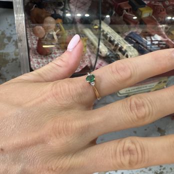 St. John Antiques - Emerald and diamond ring - Antiques Near Me - Galveston, Texas St. John Antiques - Emerald and diamond ring - Antiques Near Me - Galveston, Texas