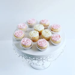 It's All In The Cake! - Custom Cupcakes perfect for any Bridal or Baby shower!